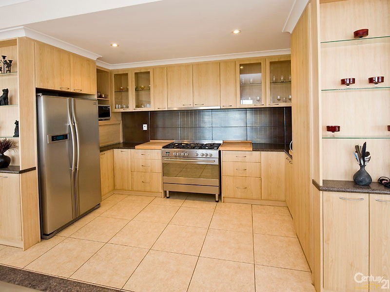 33 Peppertree Close, Wannanup WA 6210