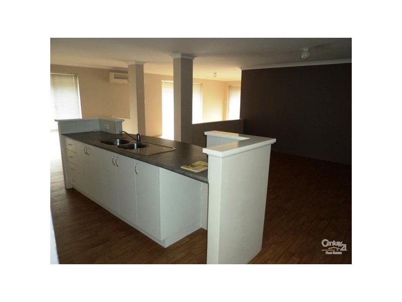 44 Camden Way MEADOW SPRINGS, Mandurah WA 6210