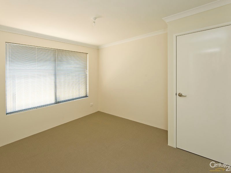 22 Oakwood Gate, Meadow Springs WA 6210