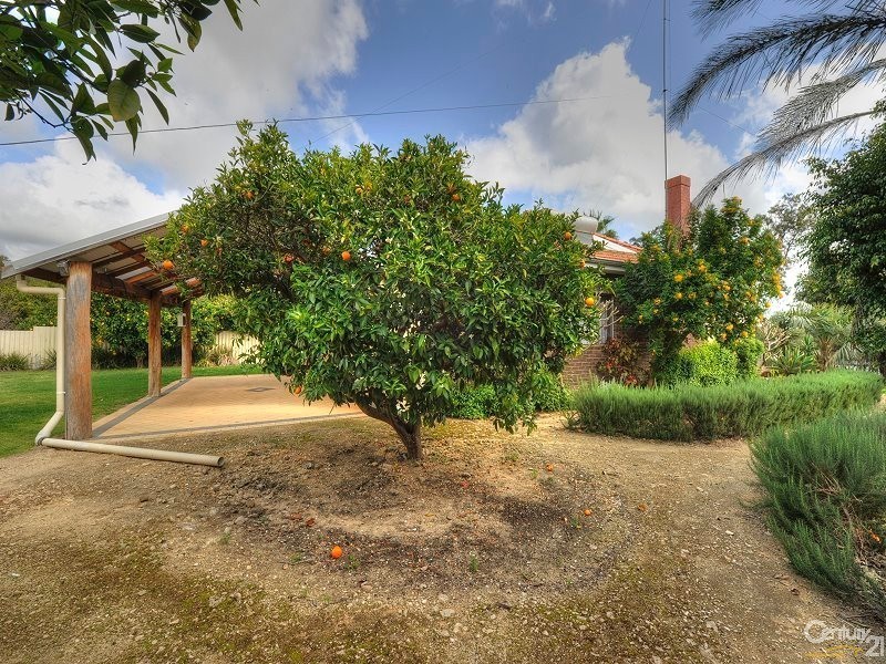 108 Fouracre Street, Waroona WA 6215