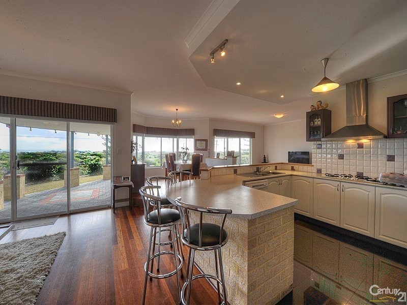 11 Robin Court, Singleton WA 6175