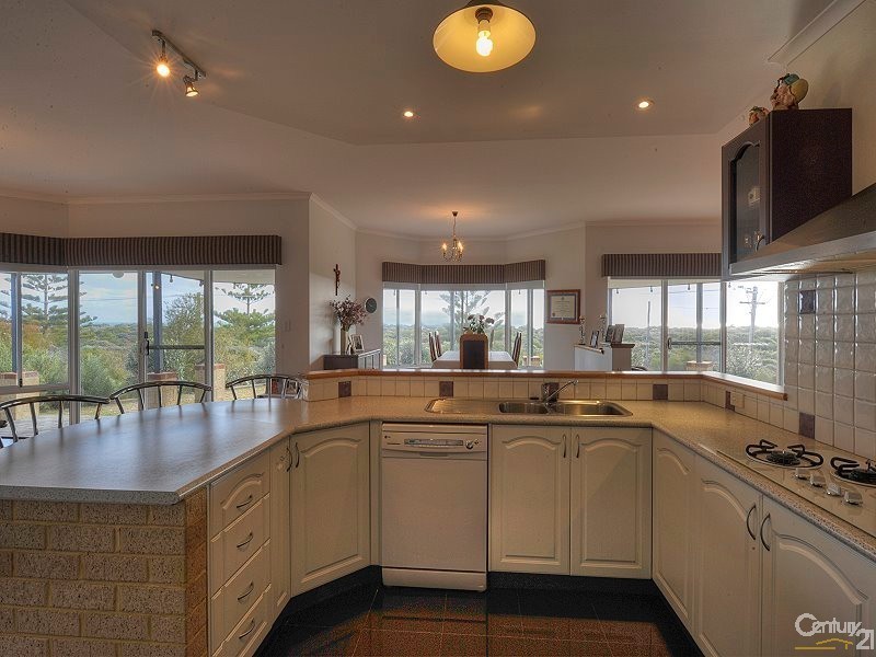 11 Robin Court, Singleton WA 6175