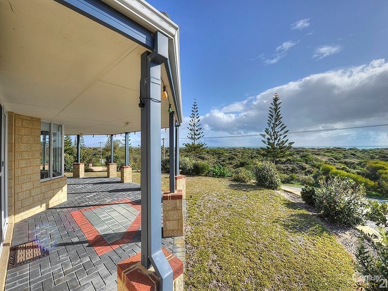 11 Robin Court, Singleton WA 6175