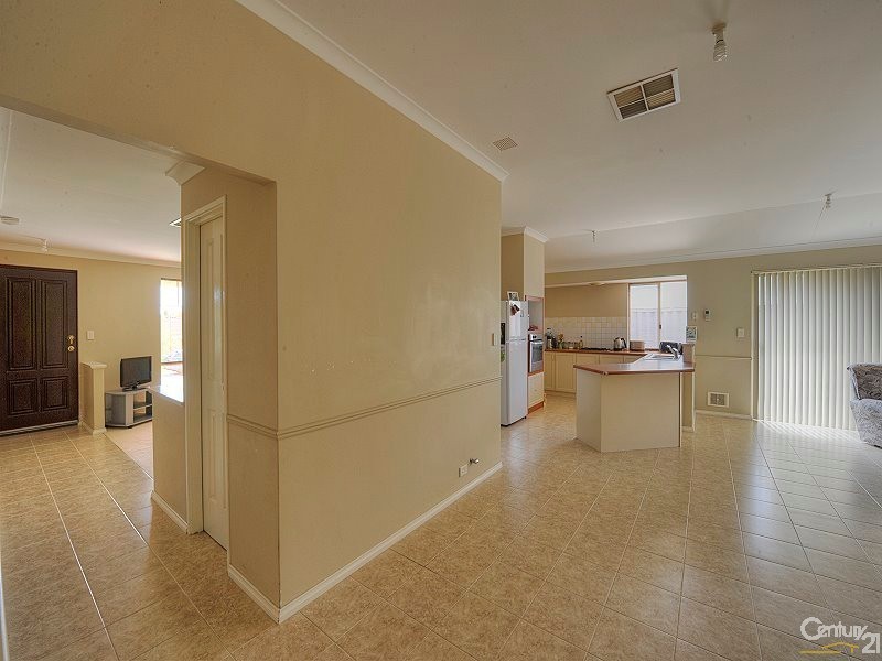 45a Janis Street, Halls Head WA 6210