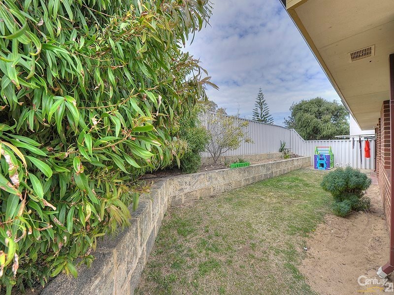 45a Janis Street, Halls Head WA 6210