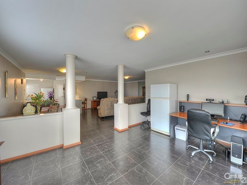 18 Cordia Way, Halls Head WA 6210