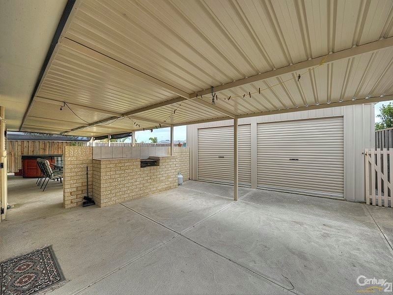 18 Cordia Way, Halls Head WA 6210