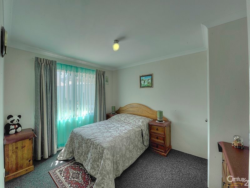 35 Newbridge Street, Meadow Springs WA 6210