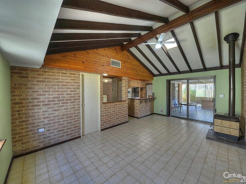 25 Moat Street, Mandurah WA 6210