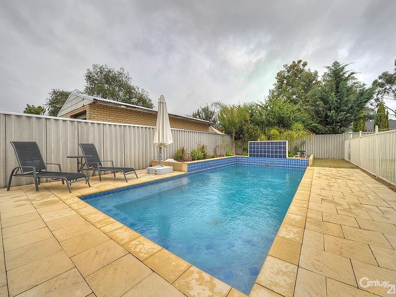 9 Marungi Way, Greenfields WA 6210