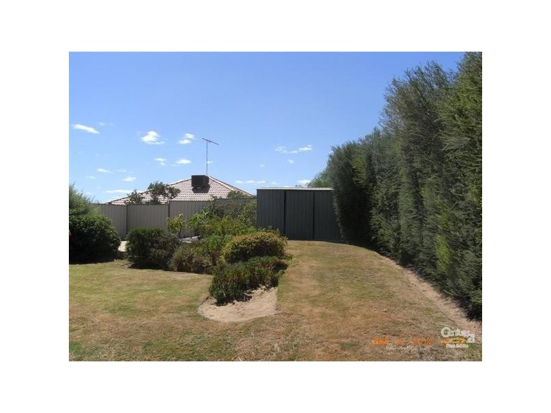 9  Carnoustie Gardens MEADOW SPRINGS, Mandurah WA 6210