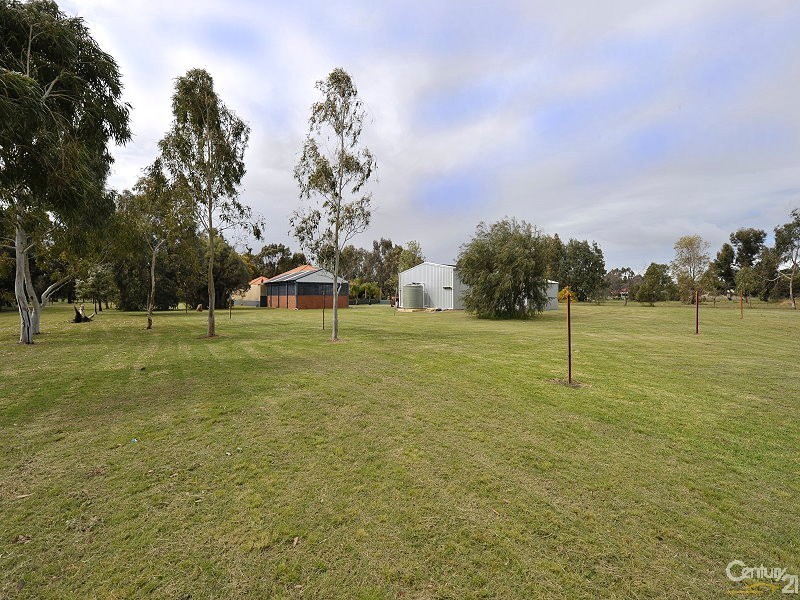 10 Lazenby Avenue, Ravenswood WA 6208