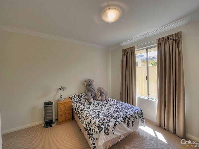 14 Zamia Loop, Wannanup WA 6210