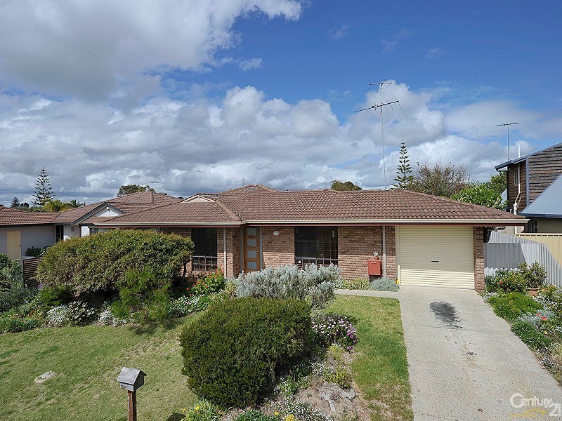 182  McLarty Road, Halls Head WA 6210
