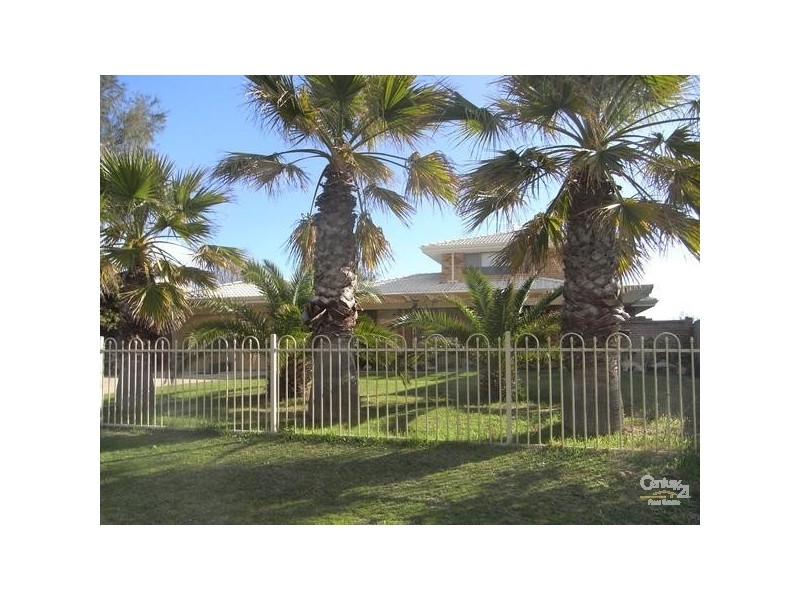16 Watersun Drive SAN REMO, Mandurah WA 6210