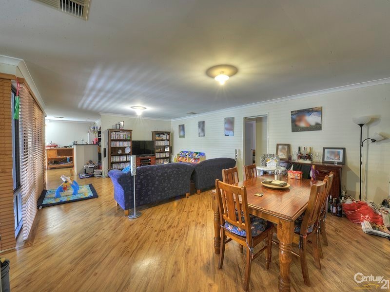 12 Grandmere Parade, Meadow Springs WA 6210