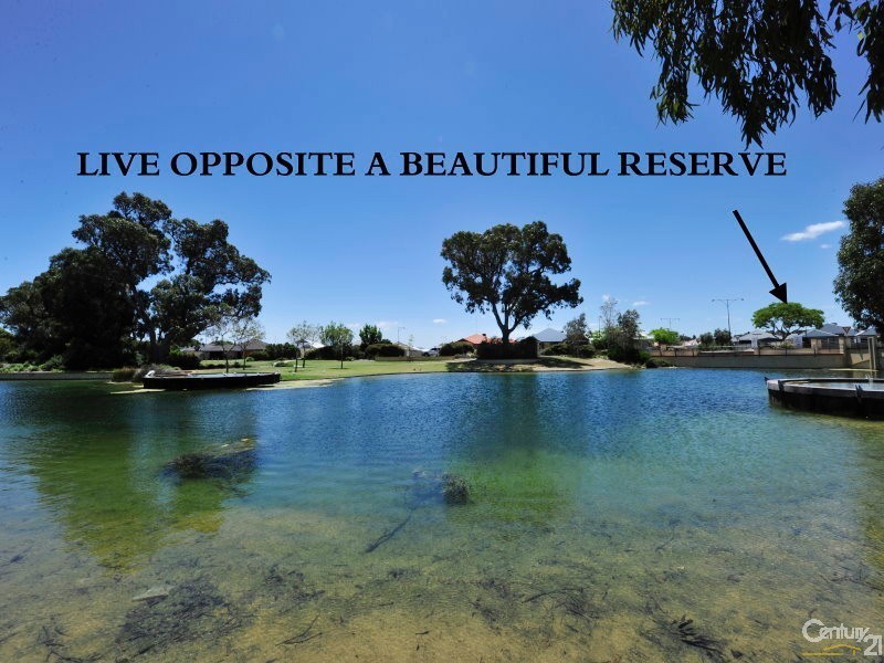 12 Grandmere Parade, Meadow Springs WA 6210