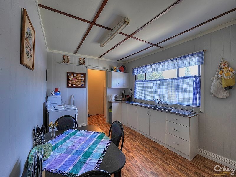 22 Ellendale Street, Golden Bay WA 6174