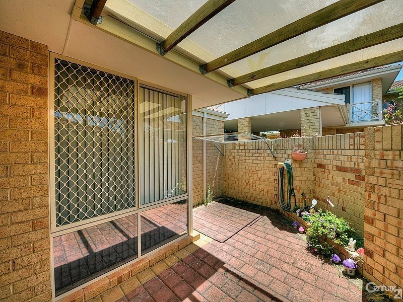 1/2 Creery Street, Dudley Park WA 6210
