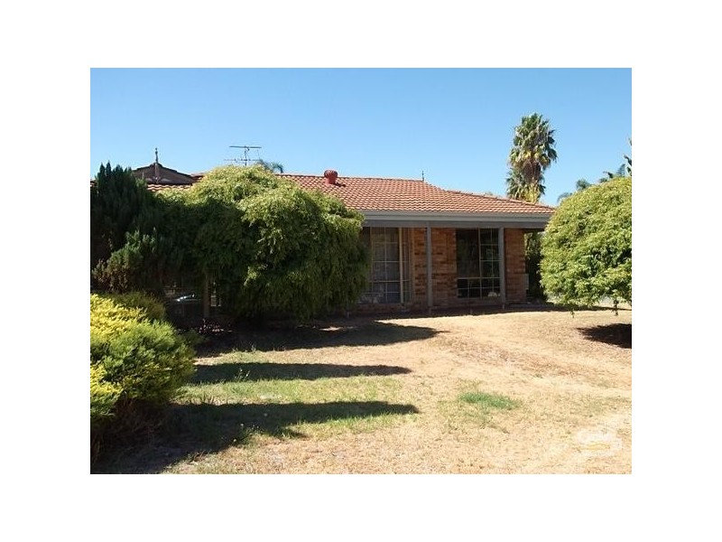 15 Fairway Crescent MEADOW SPRINGS, Mandurah WA 6210