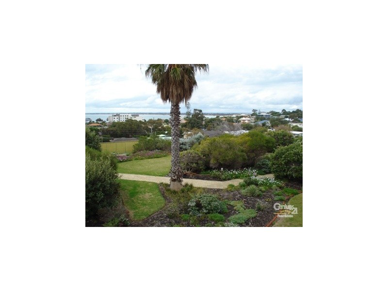 5/6A Valley Road HALLS HEAD, Mandurah WA 6210