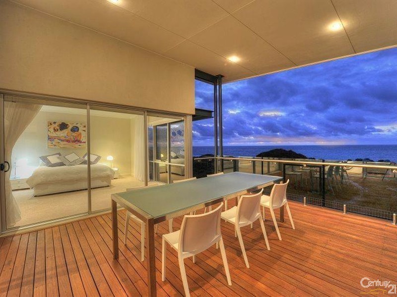 91 Boardwalk Boulevard, Halls Head WA 6210