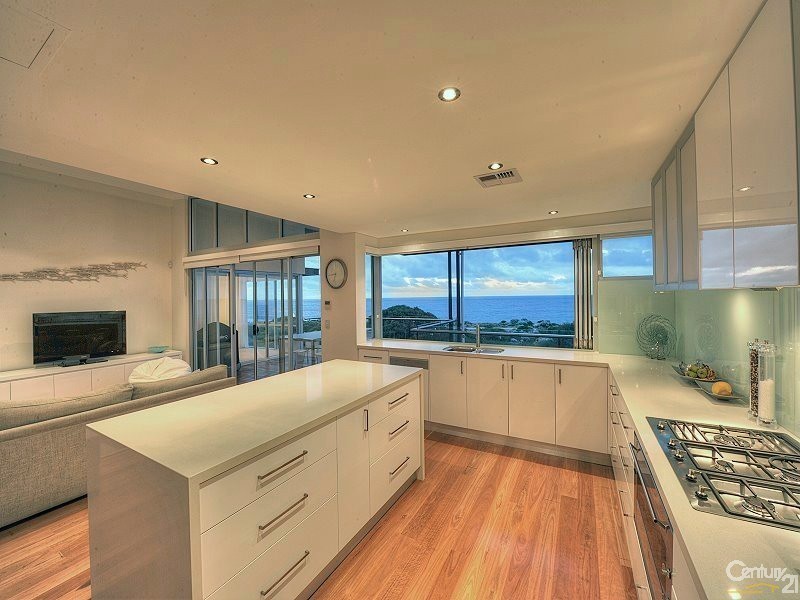 91 Boardwalk Boulevard, Halls Head WA 6210