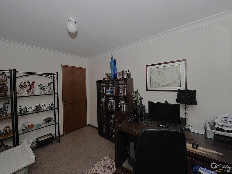 36 Denham Street, Dudley Park WA 6210