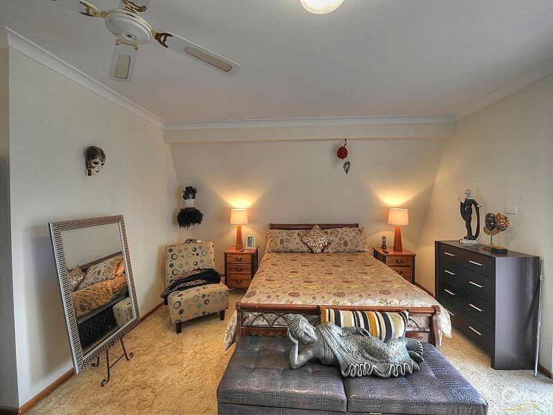 36 Denham Street, Dudley Park WA 6210