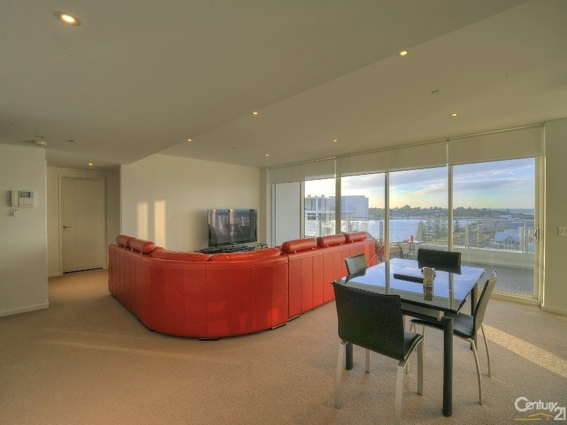 1006/3 Marco Polo Drive, Mandurah WA 6210