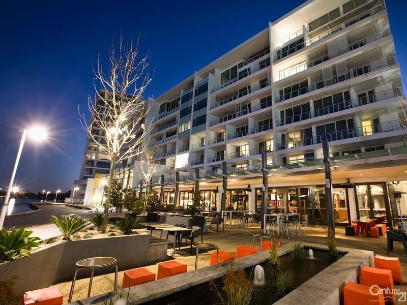 1006/3 Marco Polo Drive, Mandurah WA 6210