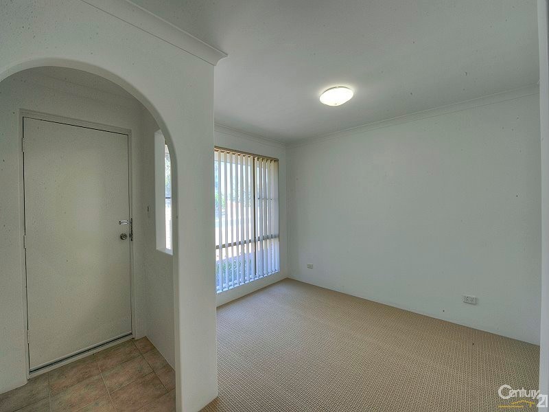 2/17 Stewart Street, Mandurah WA 6210