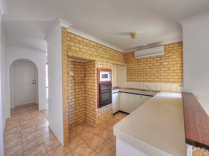 2/17 Stewart Street, Mandurah WA 6210