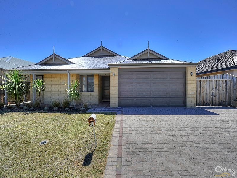 16 Splendens Turn, Halls Head WA 6210