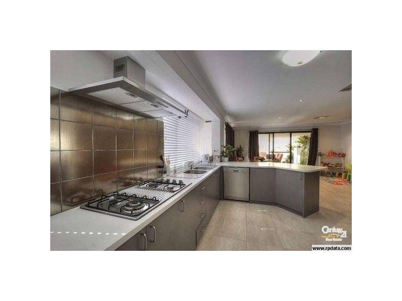 6 Tambellup Drive DAWEVILLE, Mandurah WA 6210