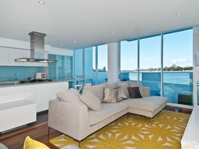 108/5 Marco Polo Drive, Mandurah WA 6210