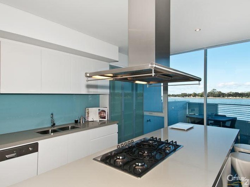 108/5 Marco Polo Drive, Mandurah WA 6210