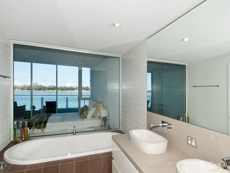 108/5 Marco Polo Drive, Mandurah WA 6210