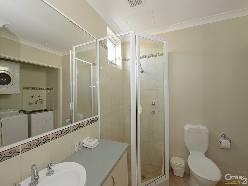 2/20 Apollo Place, Halls Head WA 6210