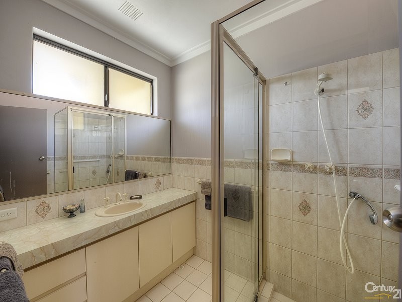 4 Kelly Street, Silver Sands WA 6210