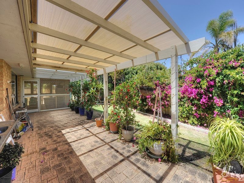 160 Oakmont Avenue, Meadow Springs WA 6210