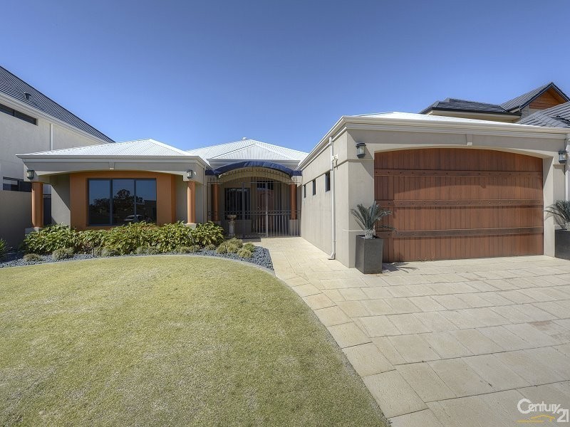 46 Brindabella Crescent, Halls Head WA 6210