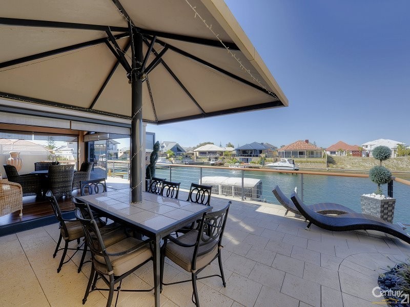 46 Brindabella Crescent, Halls Head WA 6210