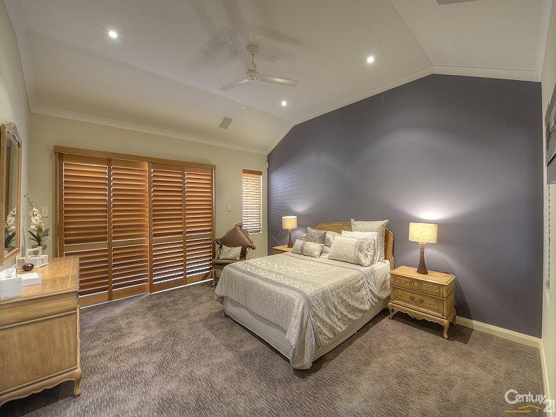46 Brindabella Crescent, Halls Head WA 6210