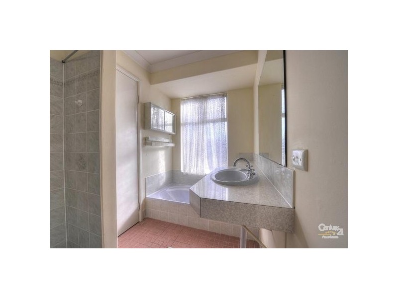 1A Birkdale Court HALLS HEAD, Mandurah WA 6210