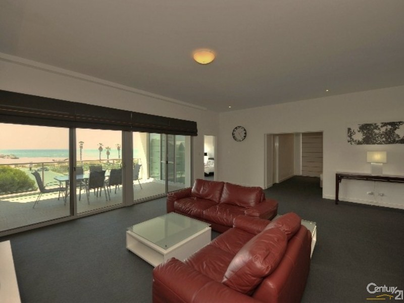 97/16 3201 Dolphin Drive, Mandurah WA 6210