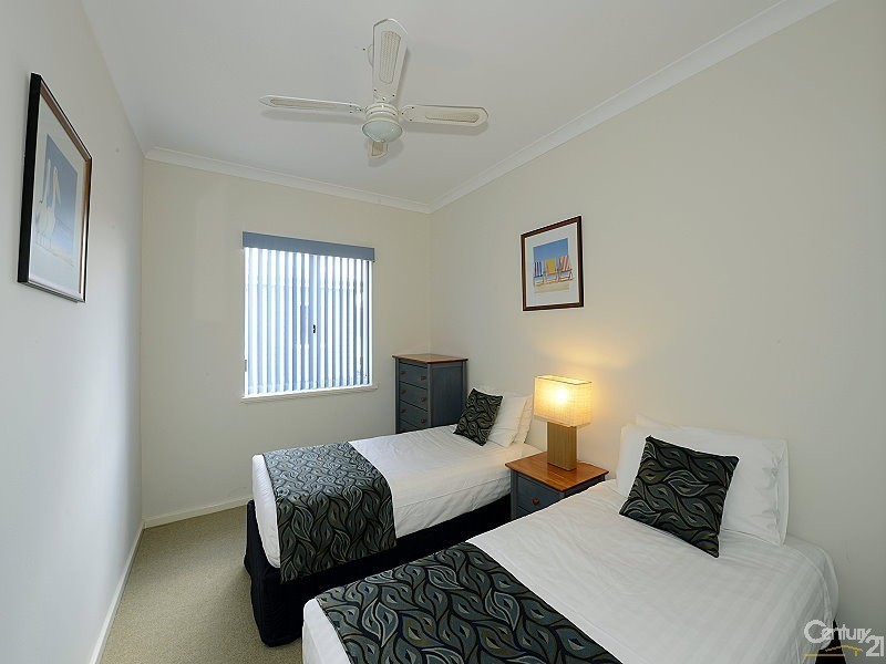 21/20 Apollo Place, Halls Head WA 6210