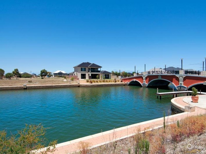 45 Waterlily Drive, Dudley Park WA 6210