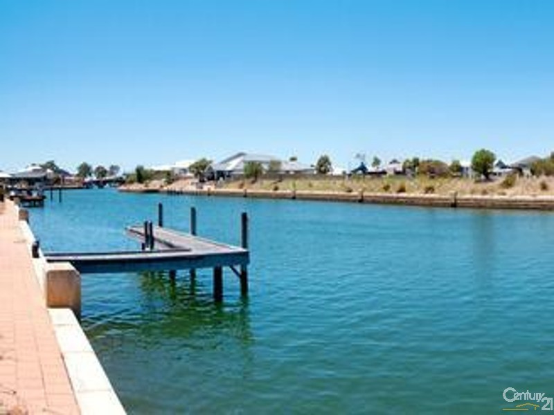 45 Waterlily Drive, Dudley Park WA 6210