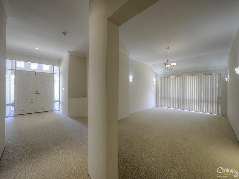 49 San Marco Quays, Halls Head WA 6210